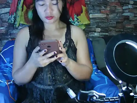 honey krishia online show from July 29, 2:15 pm