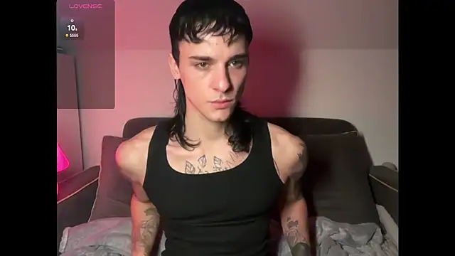 Snapshot of palm1stry chatting on March 28, 4:12 am palm1stry online show from March 28, 4:12 am