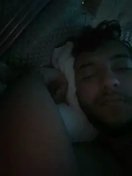 Snapshot of fovorit chatting on April 7, 6:03 am fovorit online show from April 7, 6:03 am