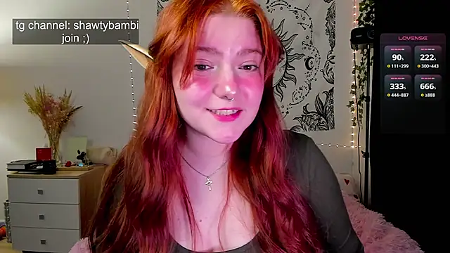 Snapshot of bambimayy chatting on April 14, 6:25 pm bambimayy online show from April 14, 6:25 pm