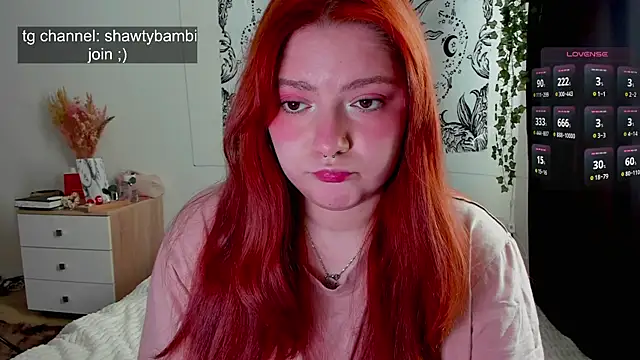 Snapshot of bambimayy chatting on May 5, 11:40 am bambimayy online show from May 5, 11:40 am