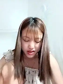 Snapshot of -Bitilu- chatting on March 27, 9:36 pm -Bitilu- online show from March 27, 9:36 pm