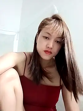 Snapshot of -Bitilu- chatting on April 15, 7:58 pm -Bitilu- online show from April 15, 7:58 pm