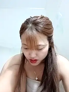 Snapshot of -Bitilu- chatting on April 29, 3:38 pm -Bitilu- online show from April 29, 3:38 pm