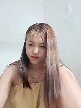 Snapshot of -Bitilu- chatting on May 22, 5:03 am -Bitilu- online show from May 22, 5:03 am