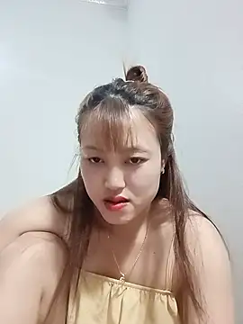 Snapshot of -Bitilu- chatting on June 12, 2:05 pm -Bitilu- online show from June 12, 2:05 pm