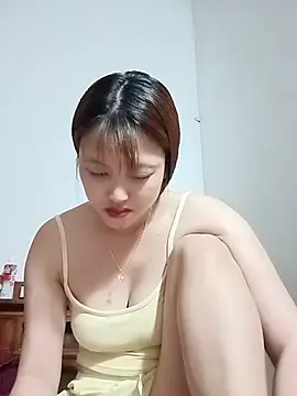 Snapshot of -Bitilu- chatting on July 27, 9:22 pm -Bitilu- online show from July 27, 9:22 pm
