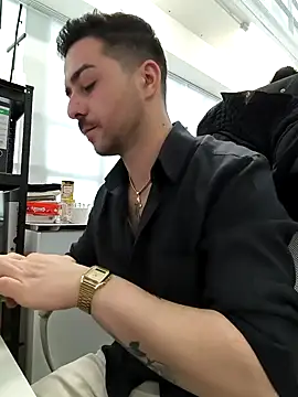 Snapshot of albanernrw27 chatting on March 28, 1:22 pm albanernrw27 online show from March 28, 1:22 pm