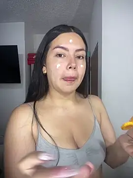 Cami olarte online show from June 28, 1:17 pm