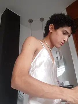 candylira31 online show from August 7, 5:37 pm