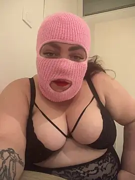 bella2399 online show from May 7, 10:59 pm