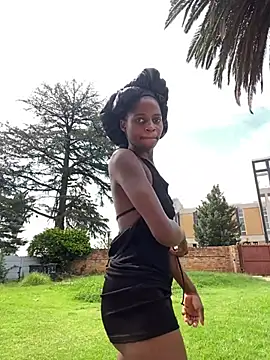 Snapshot of DarkChocolateSlender_ chatting on March 28, 12:16 pm DarkChocolateSlender online show from March 28, 12:16 pm