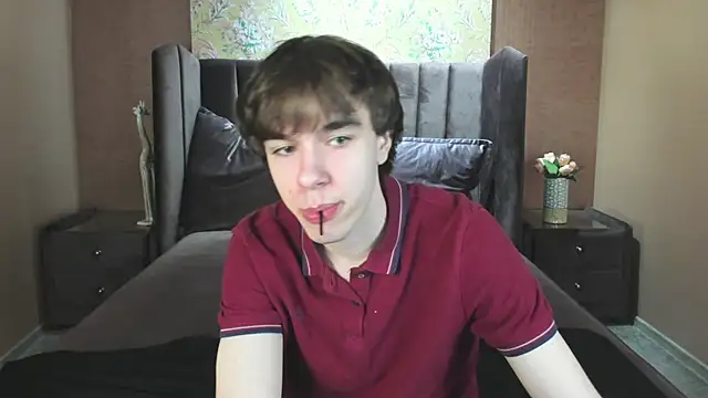 Snapshot of DaveBevy chatting on May 30, 8:06 pm DaveBevy online show from May 30, 8:06 pm