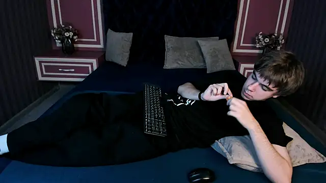 DaveBevy online show from July 8, 7:51 pm