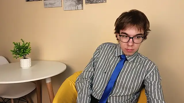 DaveBevy online show from July 12, 8:55 pm