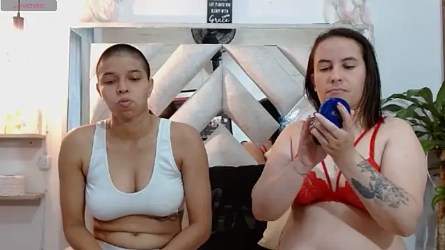 Natasha and zoe  online show from June 7, 11:47 am