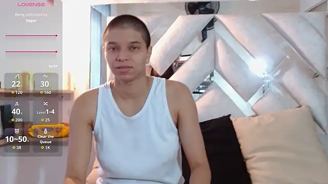 Natasha and zoe  online show from June 10, 4:06 pm