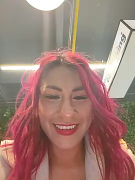 Snapshot of tatianabelli chatting on June 26, 10:36 pm tatianabelli online show from June 26, 10:36 pm