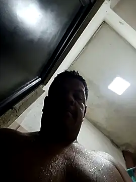 Snapshot of Danielleon12_ chatting on March 27, 11:54 am Danielleon12 online show from March 27, 11:54 am