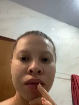 jhully hot online show from April 17, 11:24 am