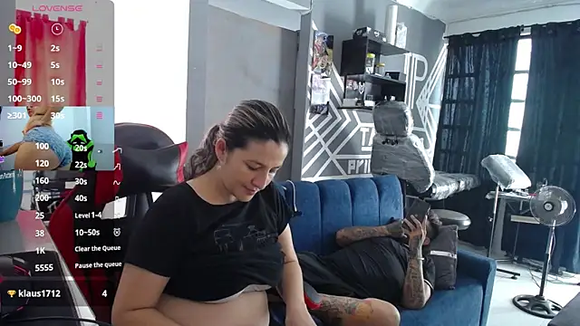 allison maxtattoo  online show from June 23, 9:46 pm