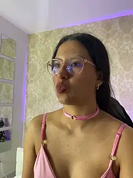 babylexi18 online show from August 2, 3:16 am