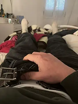 Snapshot of oliveira002 chatting on March 27, 5:34 pm oliveira002 online show from March 27, 5:34 pm