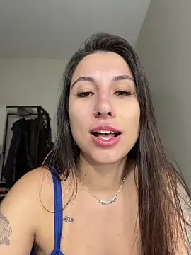Snapshot of Carolzinhalux69 chatting on July 5, 12:06 am Carolzinhalux69 online show from July 5, 12:06 am