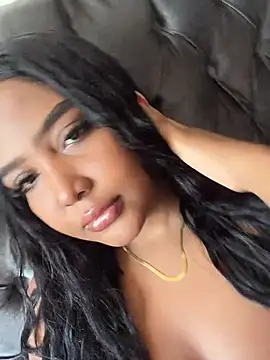 DaniXxx1 online show from April 7, 4:51 pm