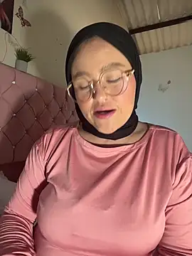 Marian fadel online show from June 13, 1:09 pm