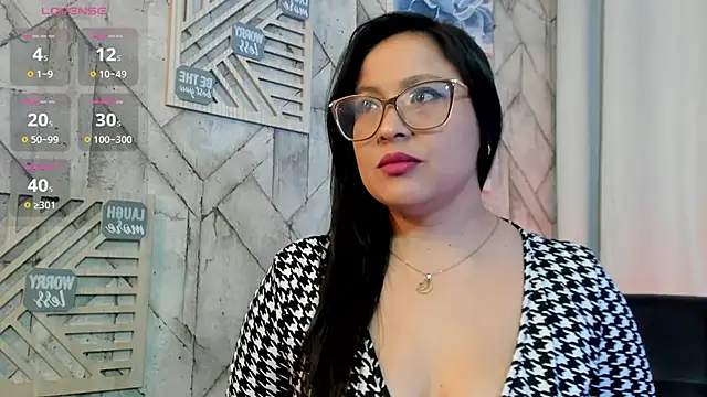 hannabackerr online show from July 23, 11:52 am