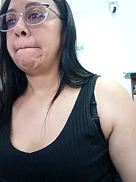 Violeta--7 online show from April 1, 2:03 pm