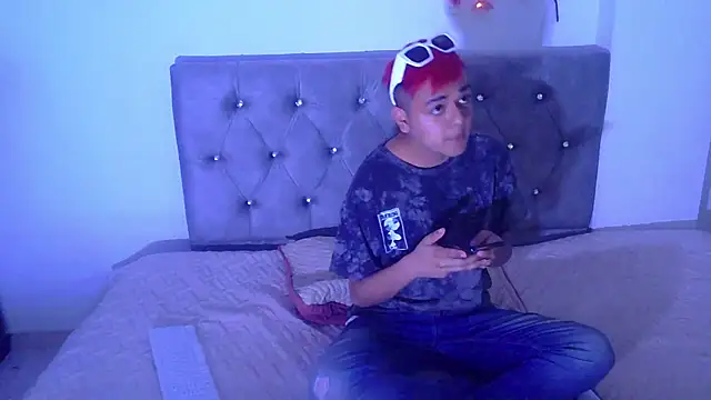 Snapshot of Sebas_lovesexy chatting on March 27, 2:06 pm Sebas lovesexy online show from March 27, 2:06 pm