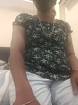 tamilponnu 05 online show from July 25, 9:07 am