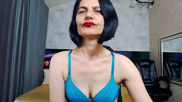 Snapshot of KalystaSwiss chatting on May 20, 4:29 am KalystaSwiss online show from May 20, 4:29 am