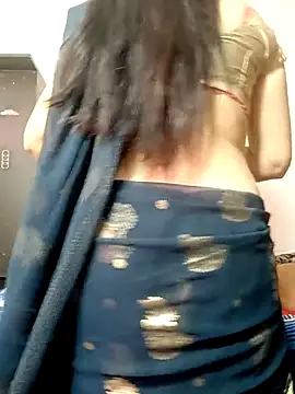 Snapshot of Sexyy_Bhabhi_143 chatting on June 10, 4:45 am Sexyy Bhabhi 143 online show from June 10, 4:45 am