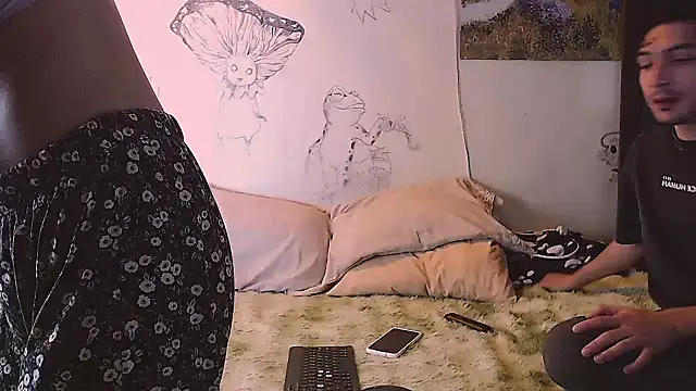 Snapshot of lilla9 chatting on May 23, 7:51 pm lilla9 online show from May 23, 7:51 pm