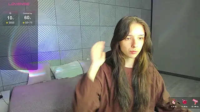 Snapshot of AnnaOddy chatting on June 22, 1:07 am AnnaOddy online show from June 22, 1:07 am
