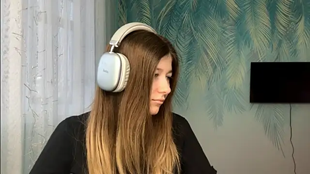 Snapshot of Kate_Jomallona chatting on March 29, 11:43 am Kate Jomallona online show from March 29, 11:43 am