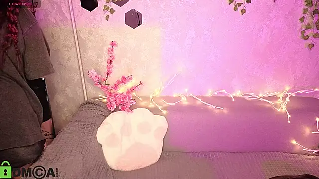 Jane Goddesss online show from June 6, 1:00 am