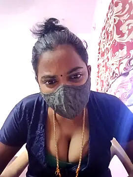 Snapshot of tamilratchasii chatting on March 28, 5:51 am tamilratchasii online show from March 28, 5:51 am