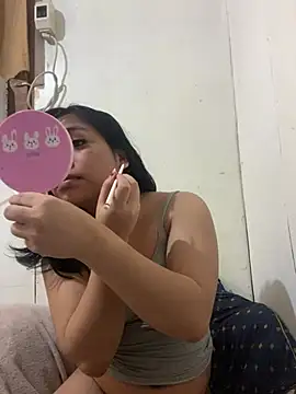 lulueraxxxx online show from May 8, 3:06 pm
