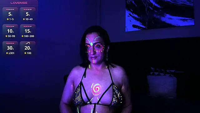 evazul online show from May 30, 5:37 am
