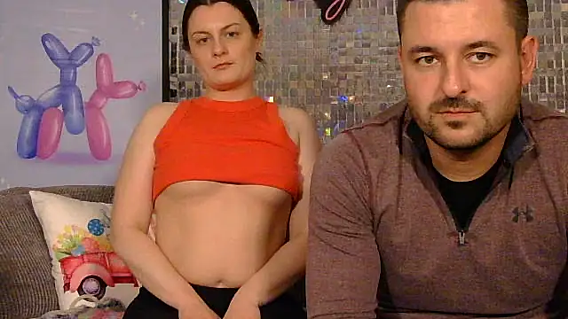 Snapshot of caraandcole chatting on March 29, 3:17 am caraandcole online show from March 29, 3:17 am