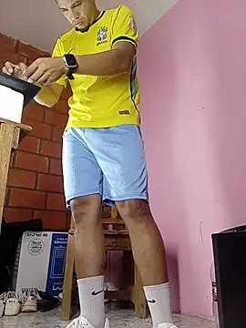romeohotpig online show from July 25, 4:10 am