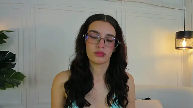 Anne Millerr online show from July 27, 11:39 am