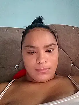 Snapshot of Alin_Phone chatting on March 27, 9:58 pm Alin Phone online show from March 27, 9:58 pm