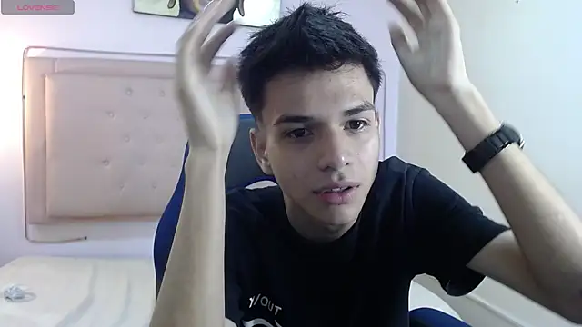 Snapshot of maxim_rod chatting on May 31, 12:34 pm maxim rod online show from May 31, 12:34 pm