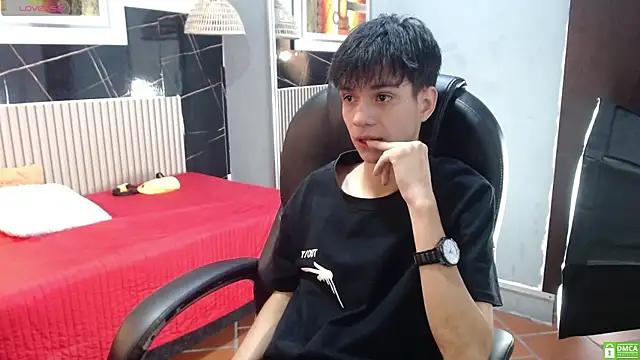 Snapshot of maxim_rod chatting on July 31, 9:36 pm maxim rod online show from July 31, 9:36 pm