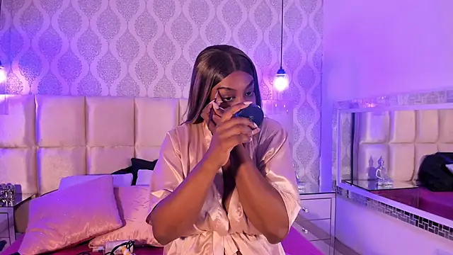 SUSAN-BLUE online show from May 19, 6:36 pm
